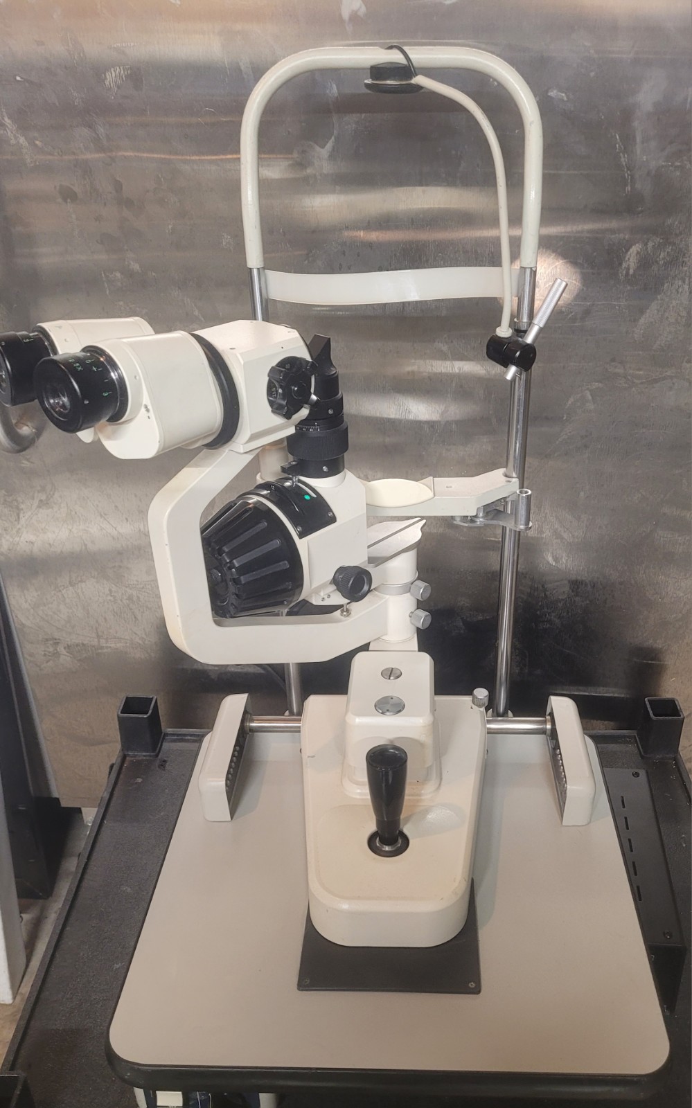 Topcon SL-2E Slit Lamp