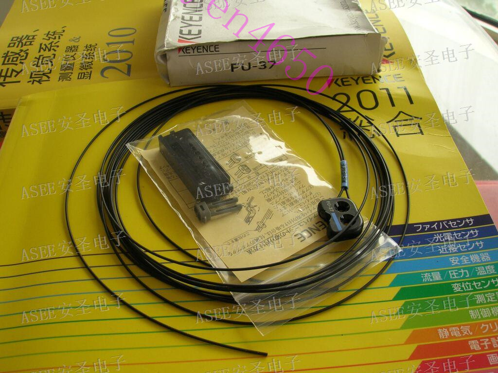 ONE KEYENCE FU-49X Fiber Optic Sensor NEW