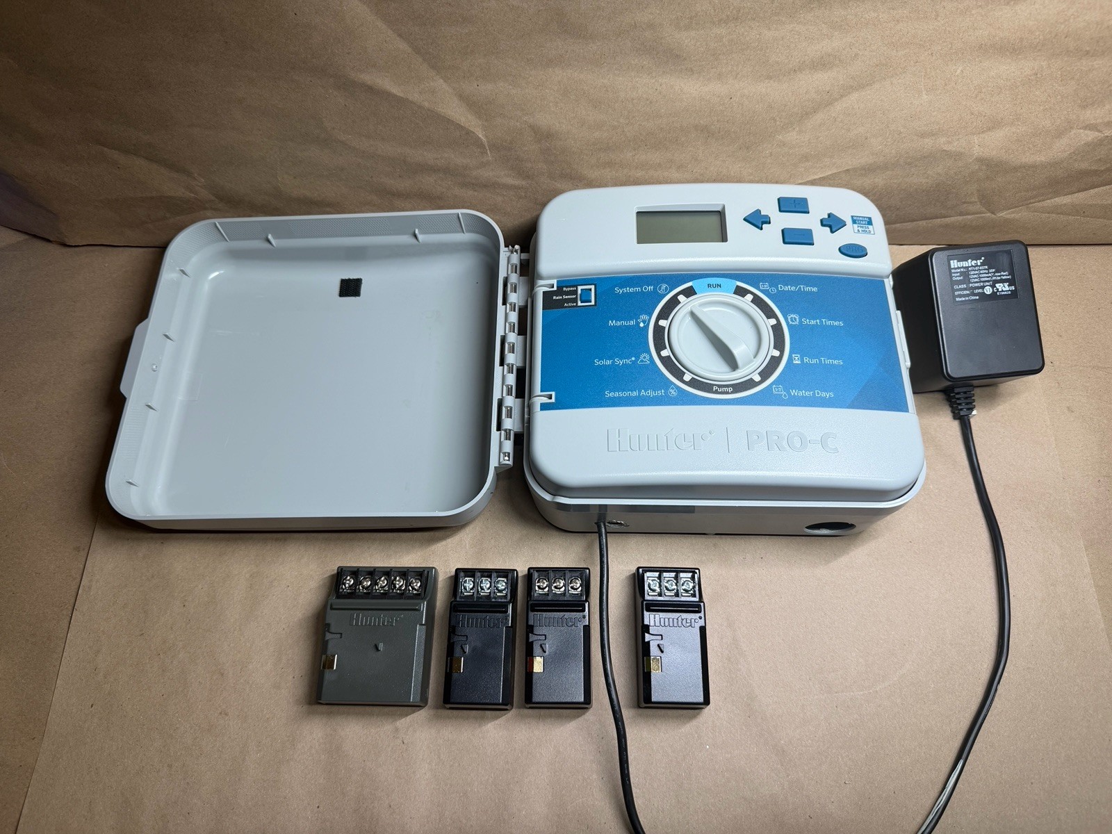 Hunter Pro-C PC-400i 14-Zone Station Indoor Sprinkler Timer Controller
