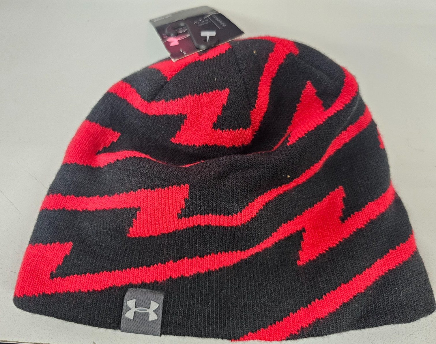 NEW Under Armour Kid's Graphic Beanie OSFM Red/Black