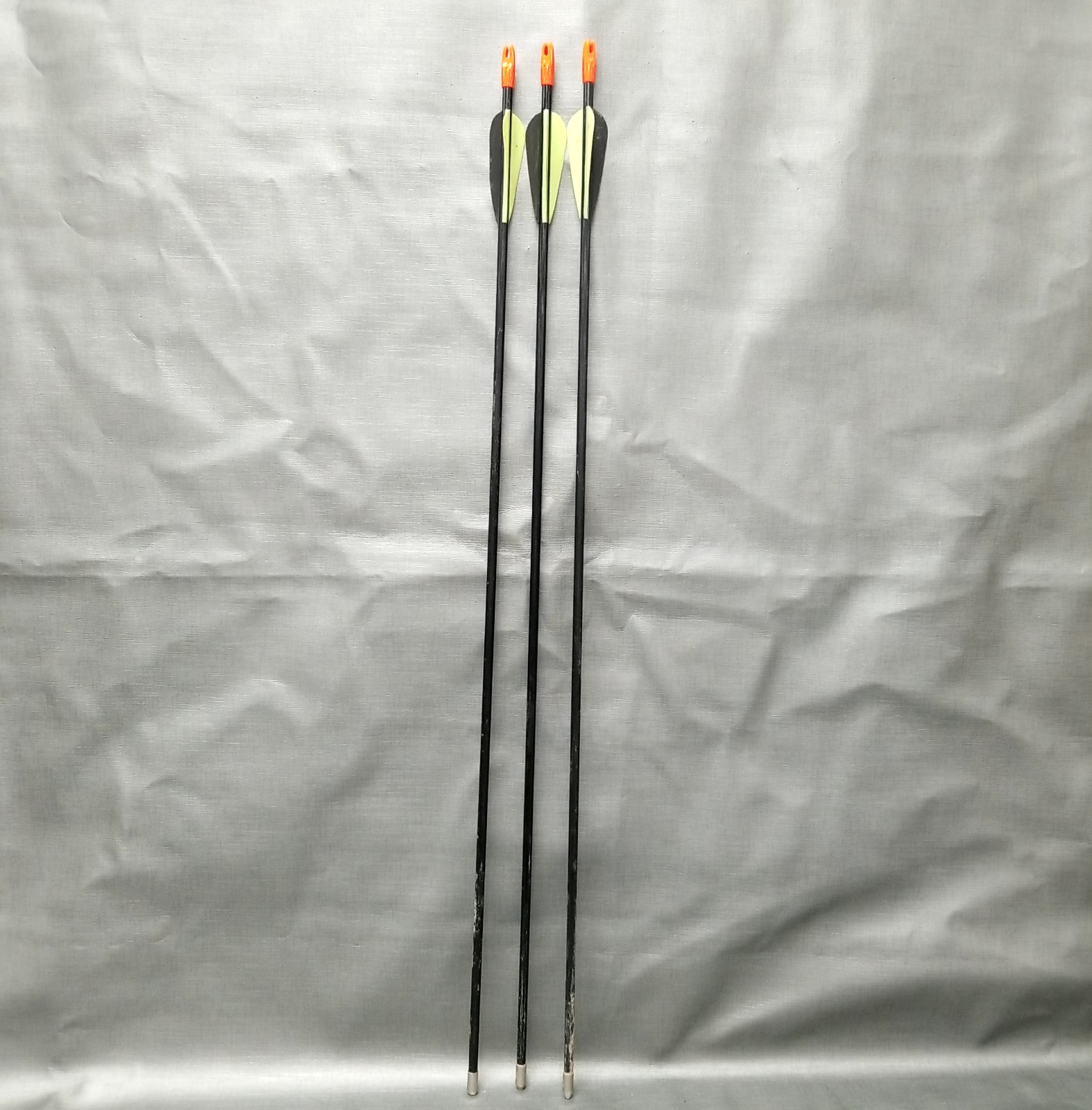 Barnett Lil' Banshee Junior Archery Set w/ 3 Arrows