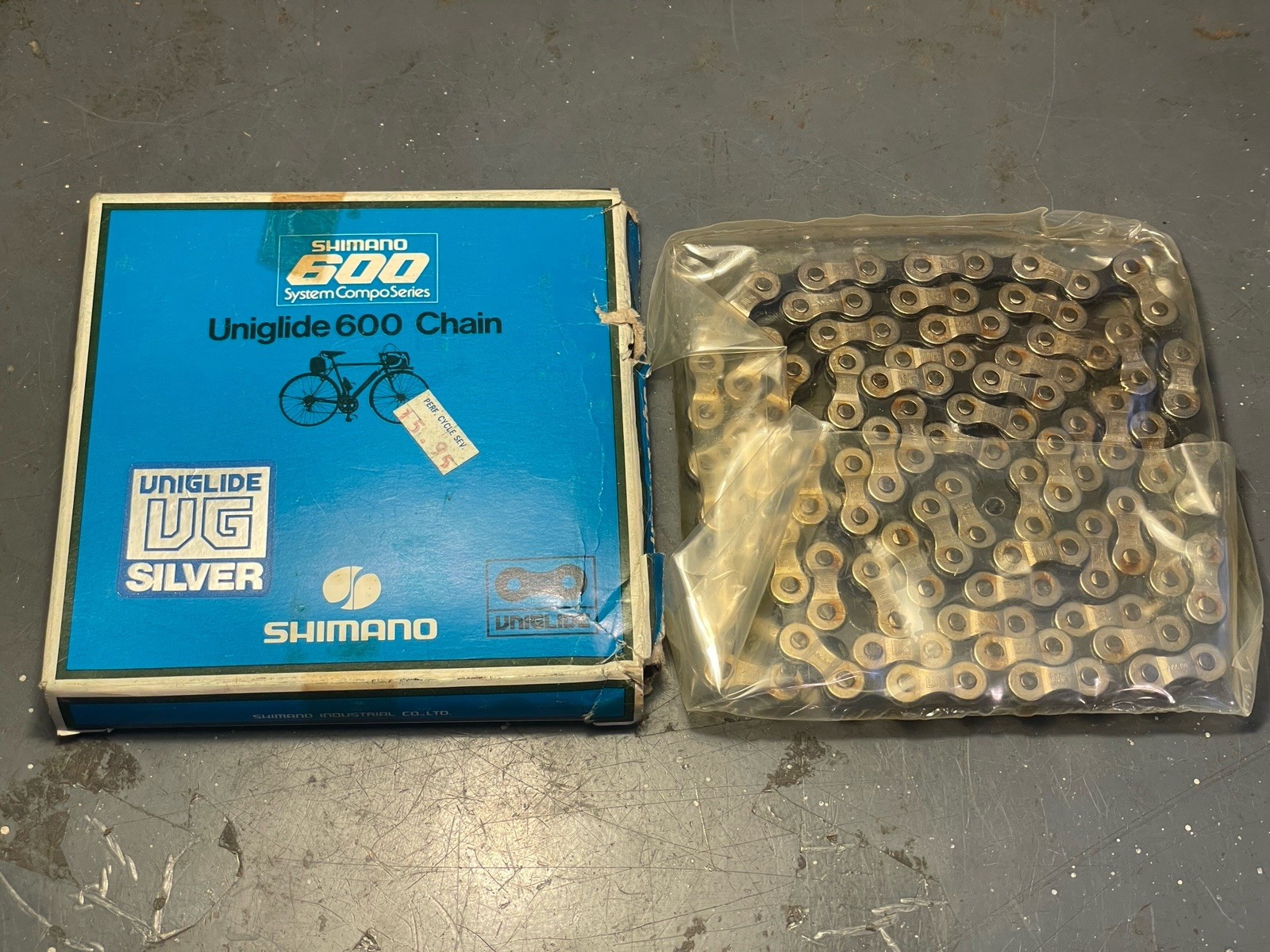 Vintage NOS Shimano 600 Uniglide Silver Chain 116L 1/2 x 3/32" 5-6 Speed