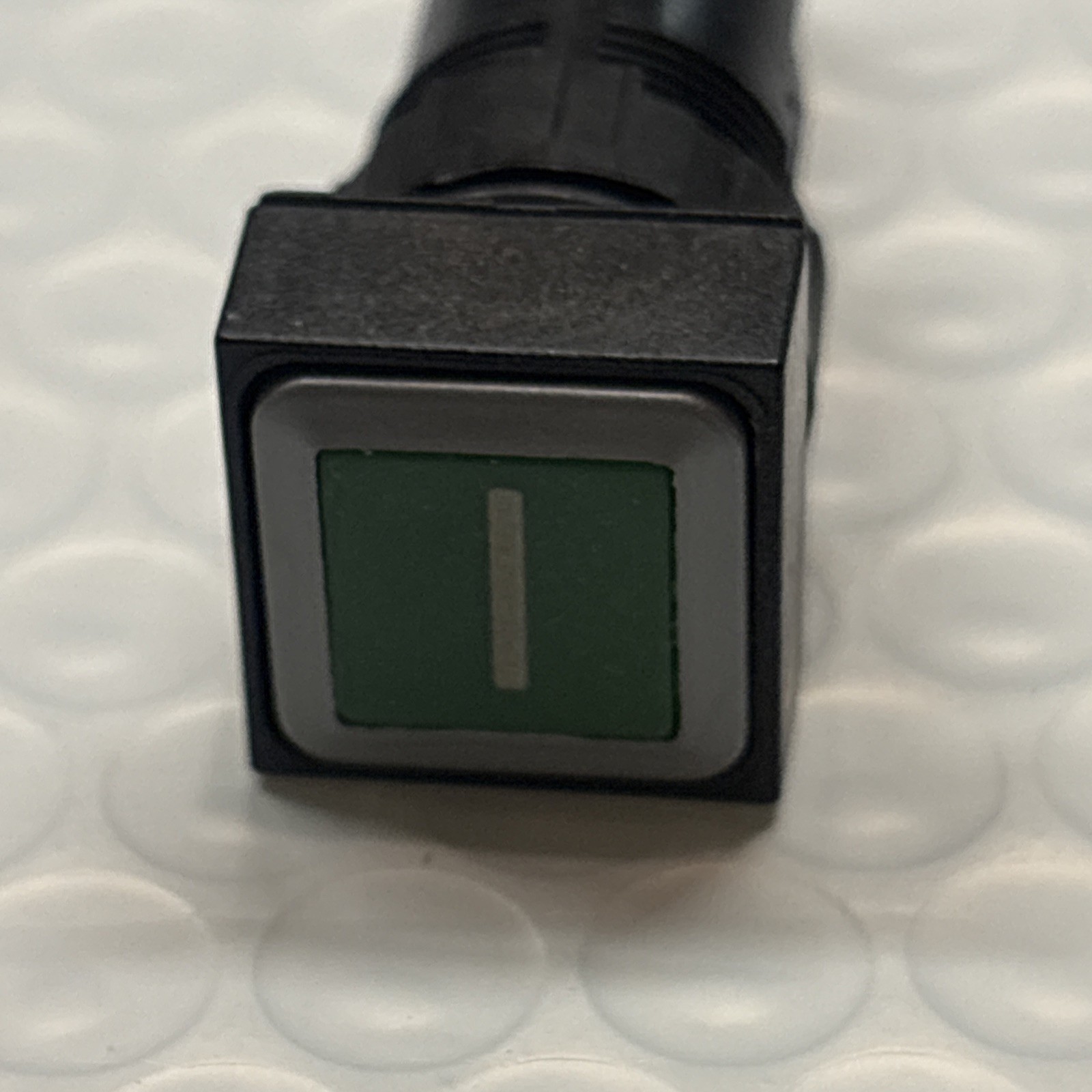 Eaton Q18D-11, Switch Actuator Push-Button, Square Style, New Open Box