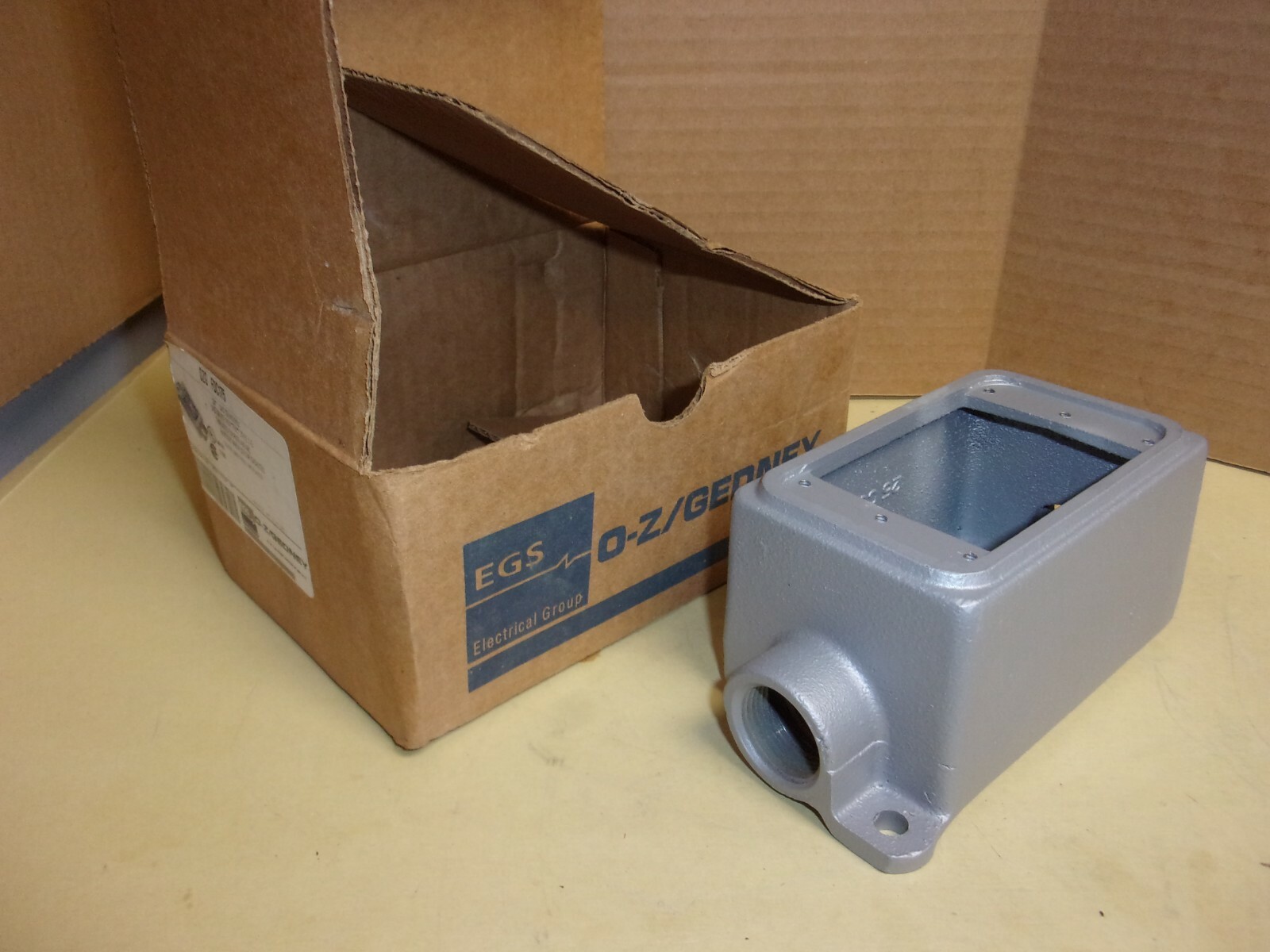 O-Z Gedney / Appleton 3/4" Cast Device Box , OZG FDC 175