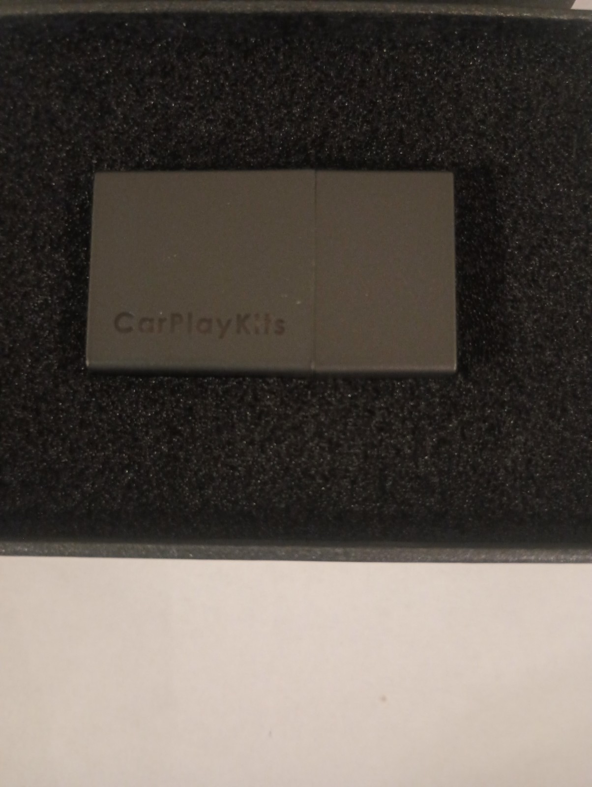 Wireless CarPlay Adapter for iPhone, Apple CarPlay Wireless Adapter 2024, Plug