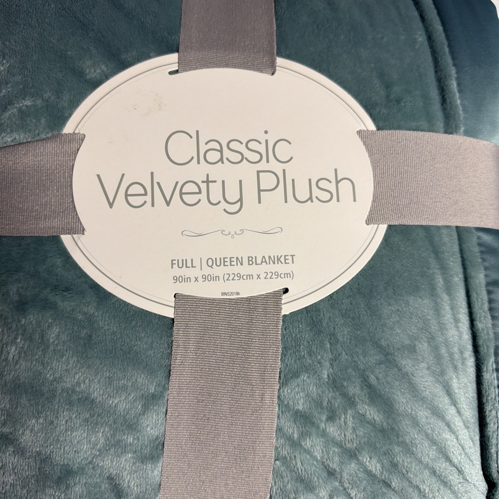 Classic Velvety Plush Full/Queen Blanket, Moss Cottage, NWT