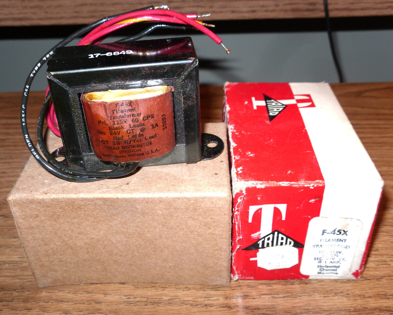 24 VAC Recitifier Transformer - Center Tap - Triad F-45X - NEW in Vintage Box