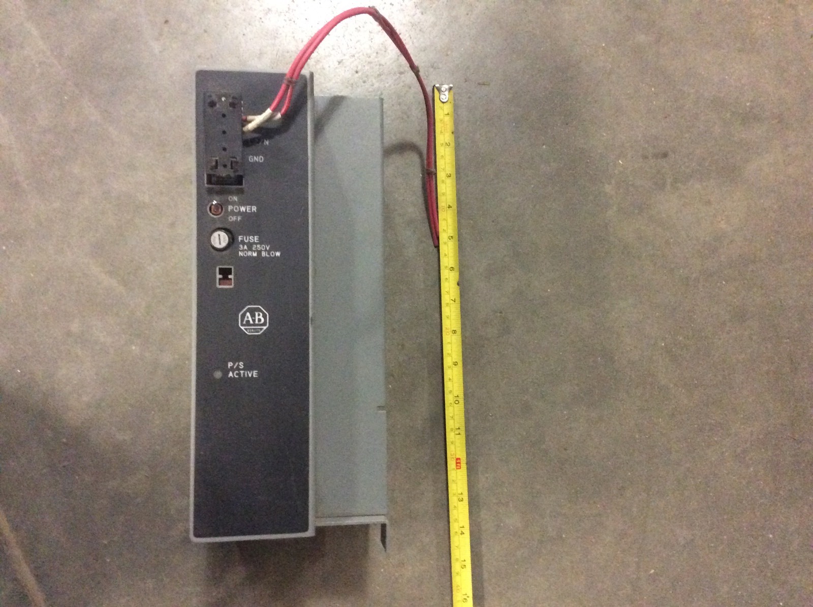 Allen Bradley 1771-P7 Ser B Power Supply Module 120/220VAC 1771P7
