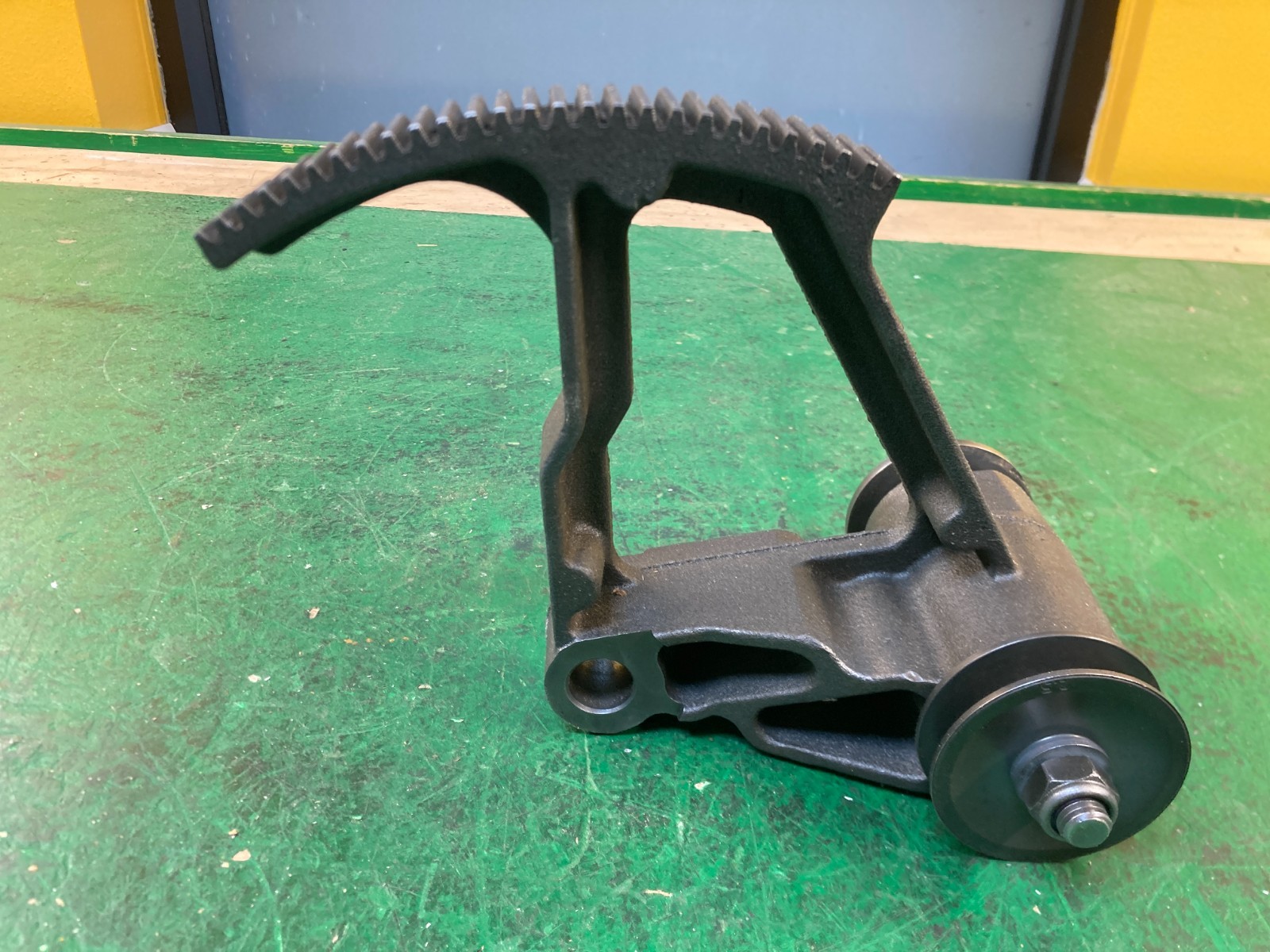 DeWalt Arbor Bracket DW746 Table Saw Part 387158-00