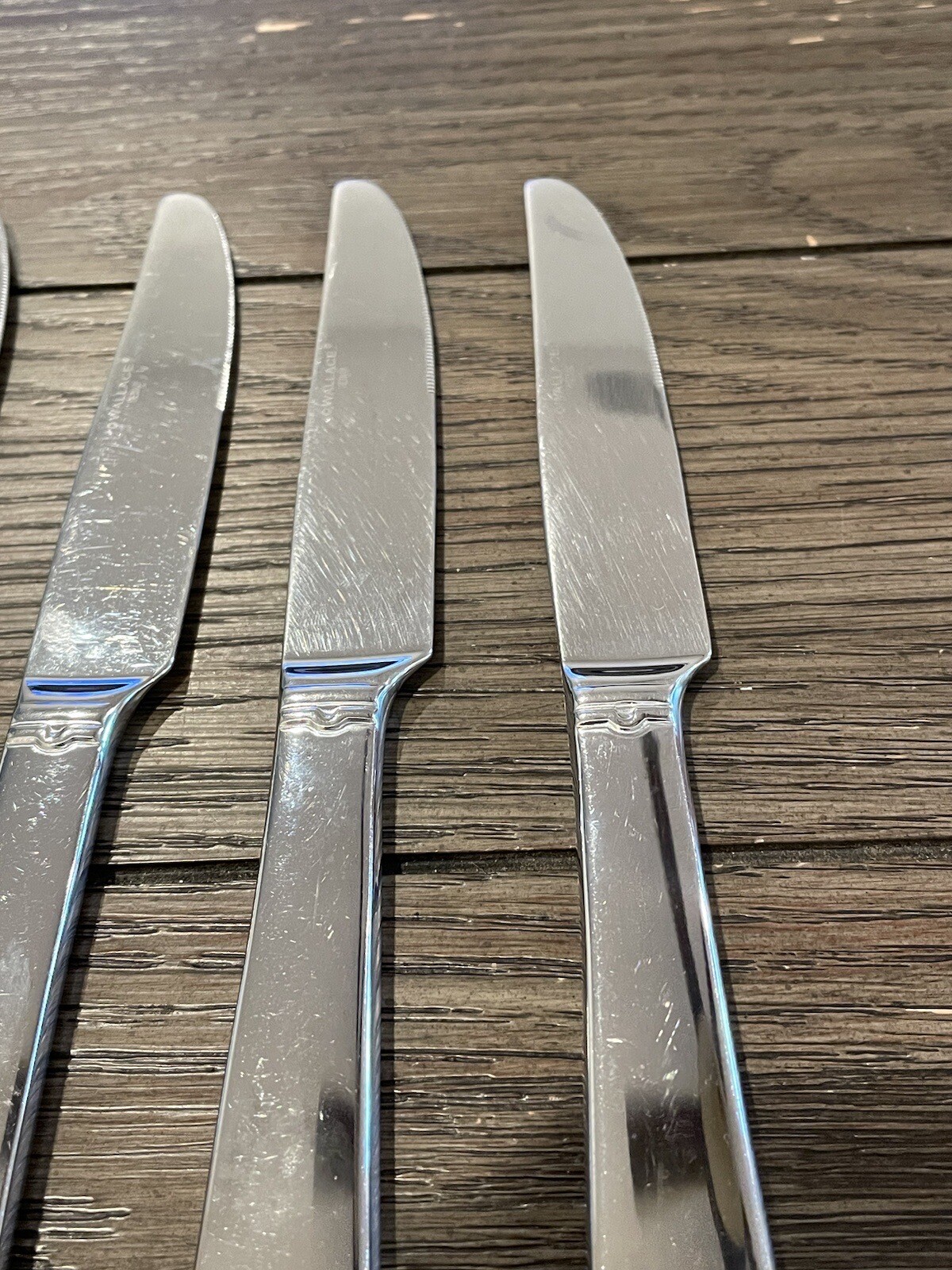 4 Wallace SERENITY Stainless Dinner Knives 9 5/8”