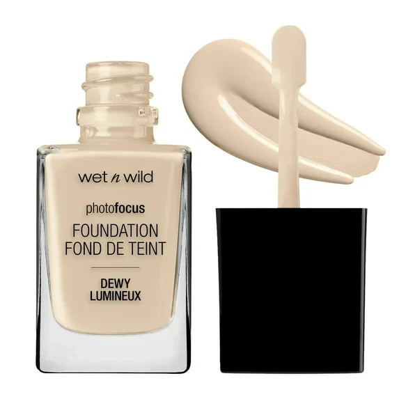 Wet n Wild Photo Focus Dewy Liquid Foundation Makeup, Soft Ivory, 1.0 fl oz