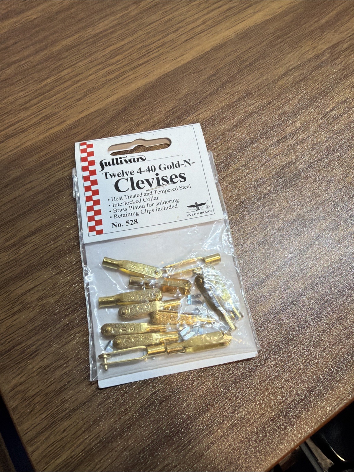 Sullivan 4-40 Gold-N-Clevises (12) [SUL528]
