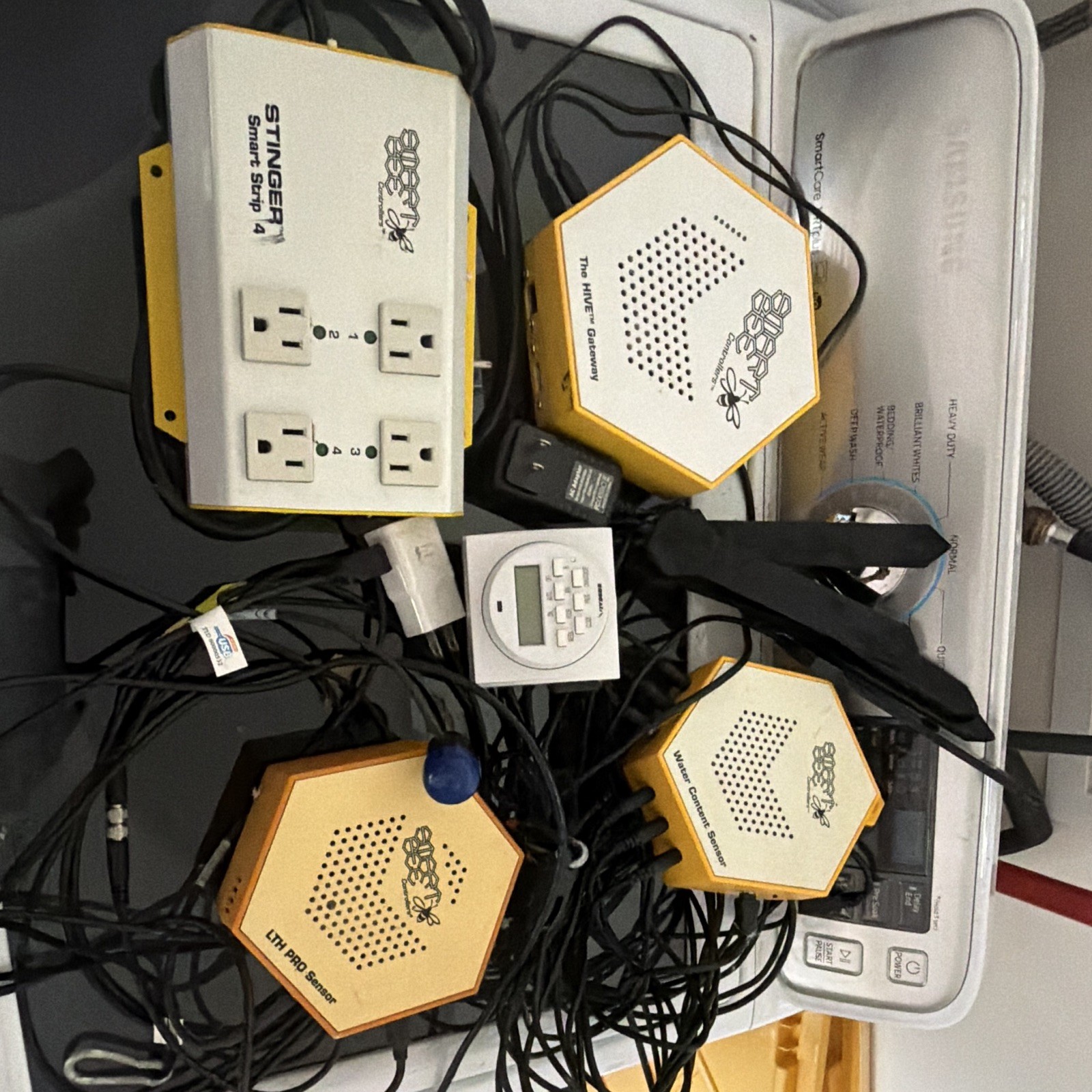 Beehive The HIVE Ultimate Starter System 20A 120V Bluetooth Auto Detect