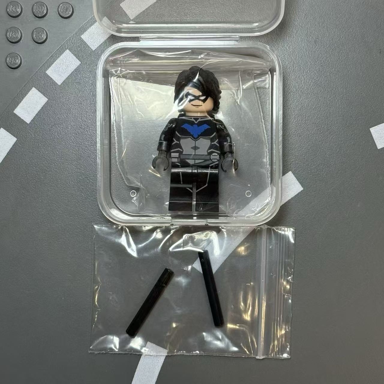 Koufbrick X Manosfigs Minifigure Nightwing
