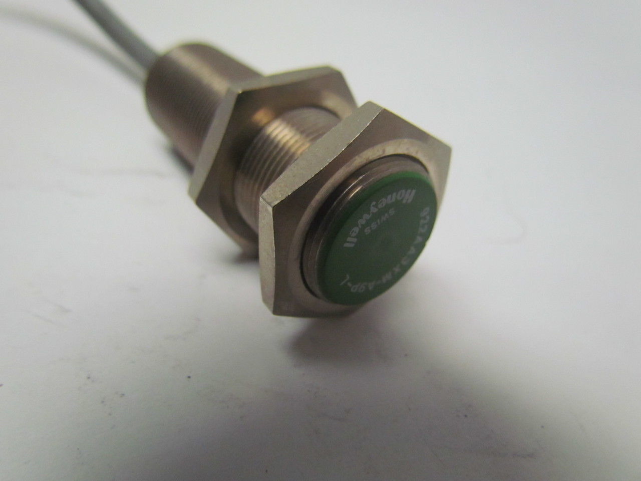 Honeywell 922AA3XM-A9P-L Proximity Sensor Switch