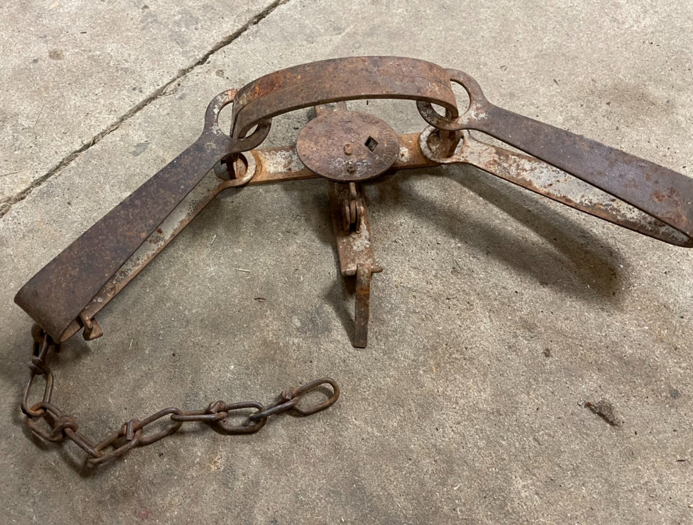 Vintage #3 Diamond trap, strong, original diamond3