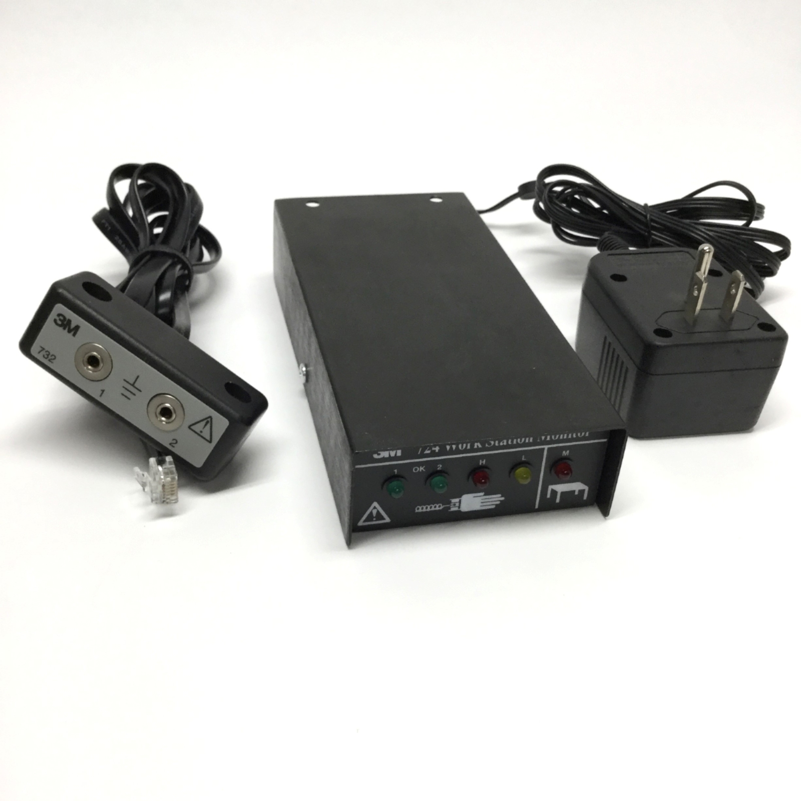 3M 724 Work Station Monitor w/ 732 Dual Remote Wrist Strap Jack And Power Supply