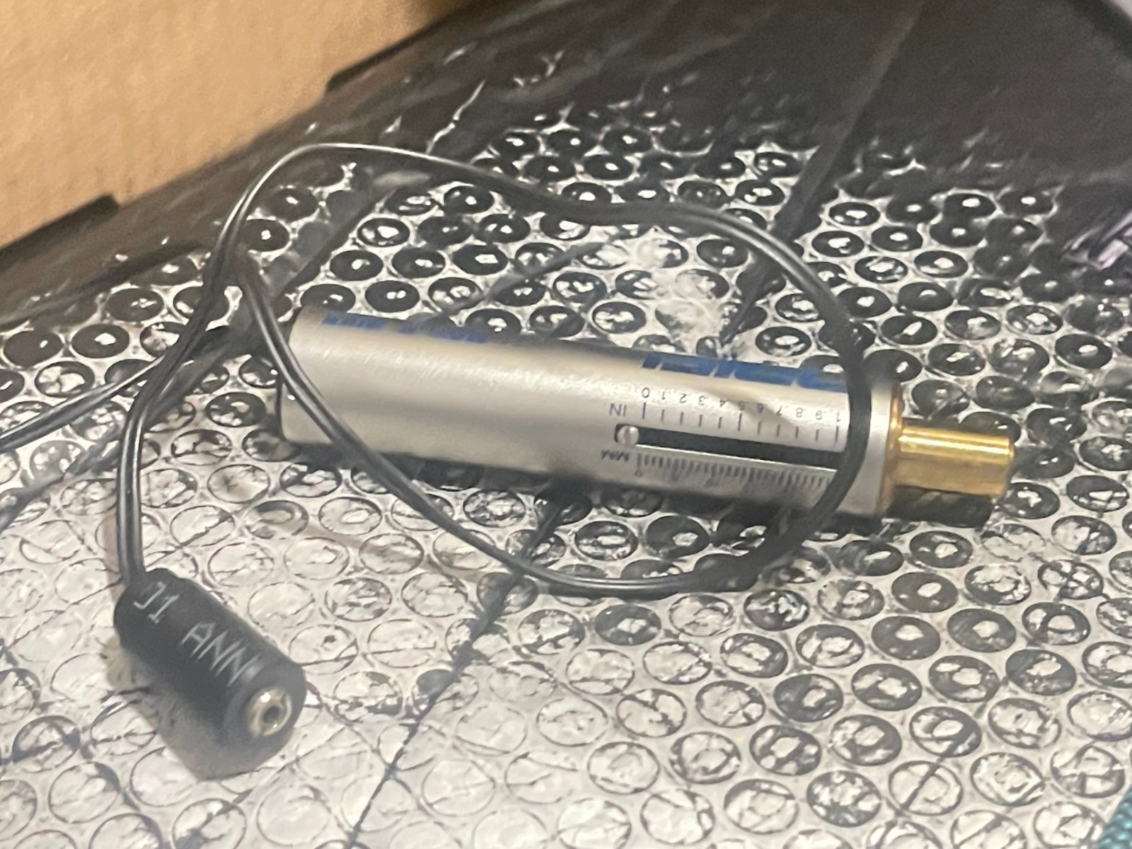 Linear actuator, DC activated, 1.0" (29 mm) travel, made by ORIEL, USA(M4)