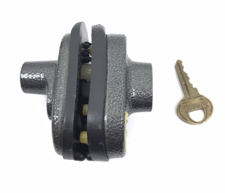 Master Lock Clamshell Trigger Gun Lock Handgun Rifle Shotgun + Key 243-T