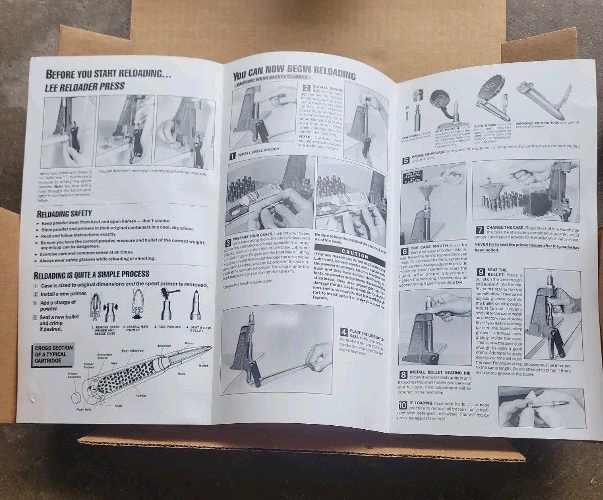 Lee Precision Single Stage Reloading Press NOS.