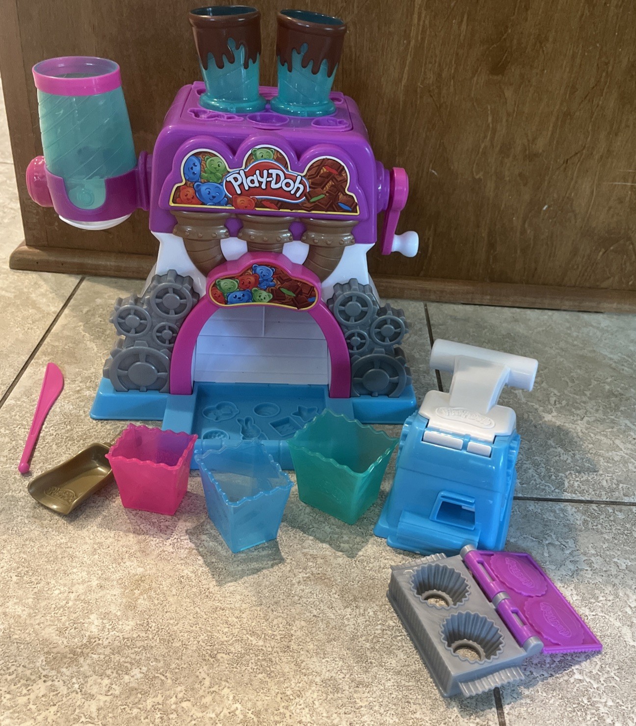 Hasbro Play Doh - Kitchen Creations Candy Delight Playset