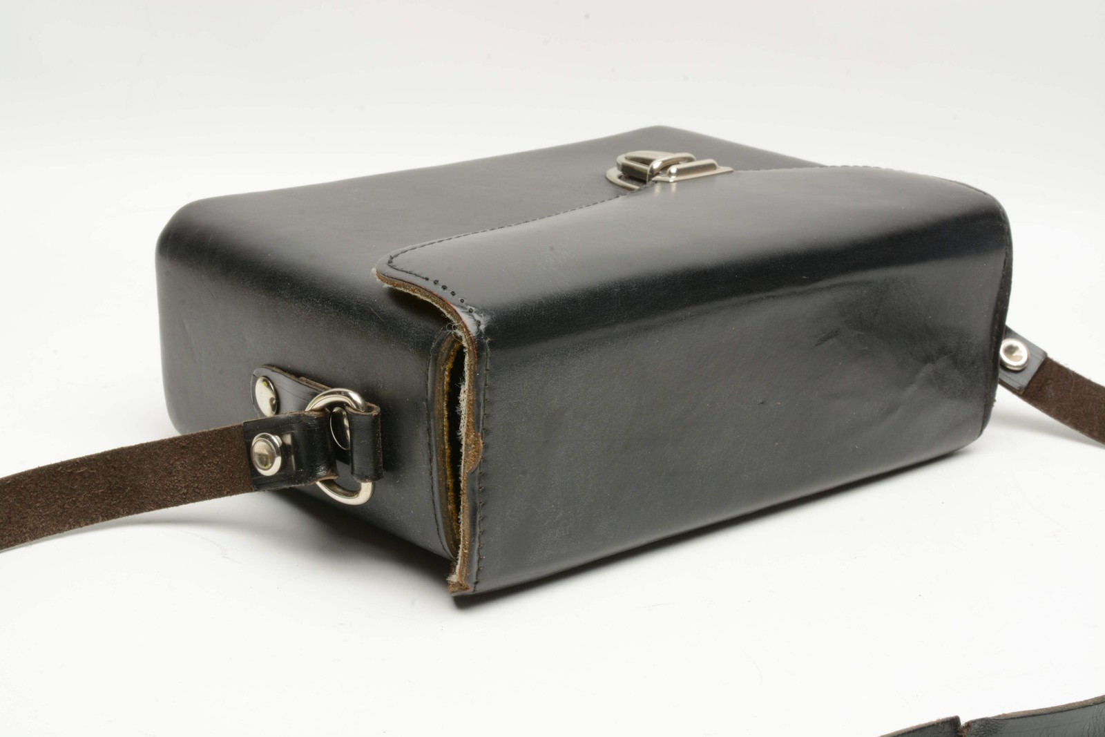 Belding leather case (Black) measures ~7x2.5x5", Nice