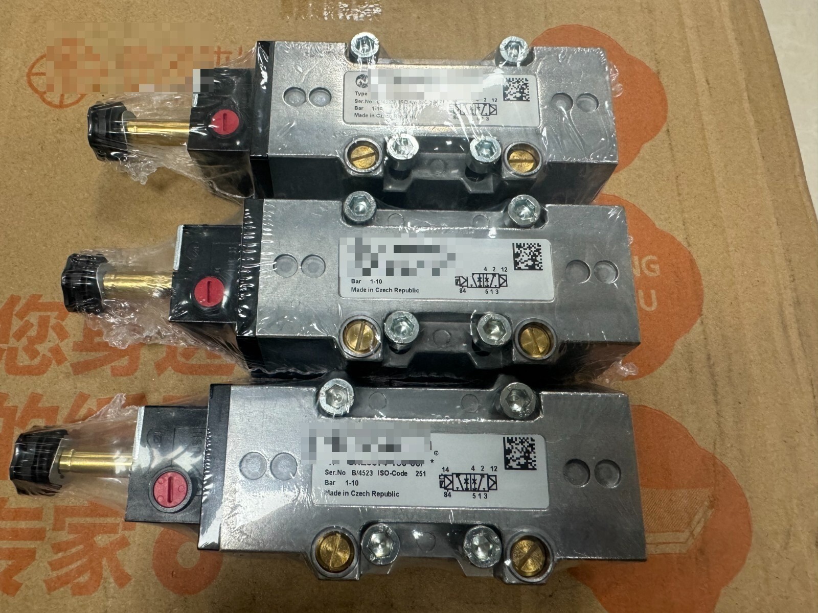 Brand new ones NORGREN SXE9574-180-00 Solenoid Valve spot stock