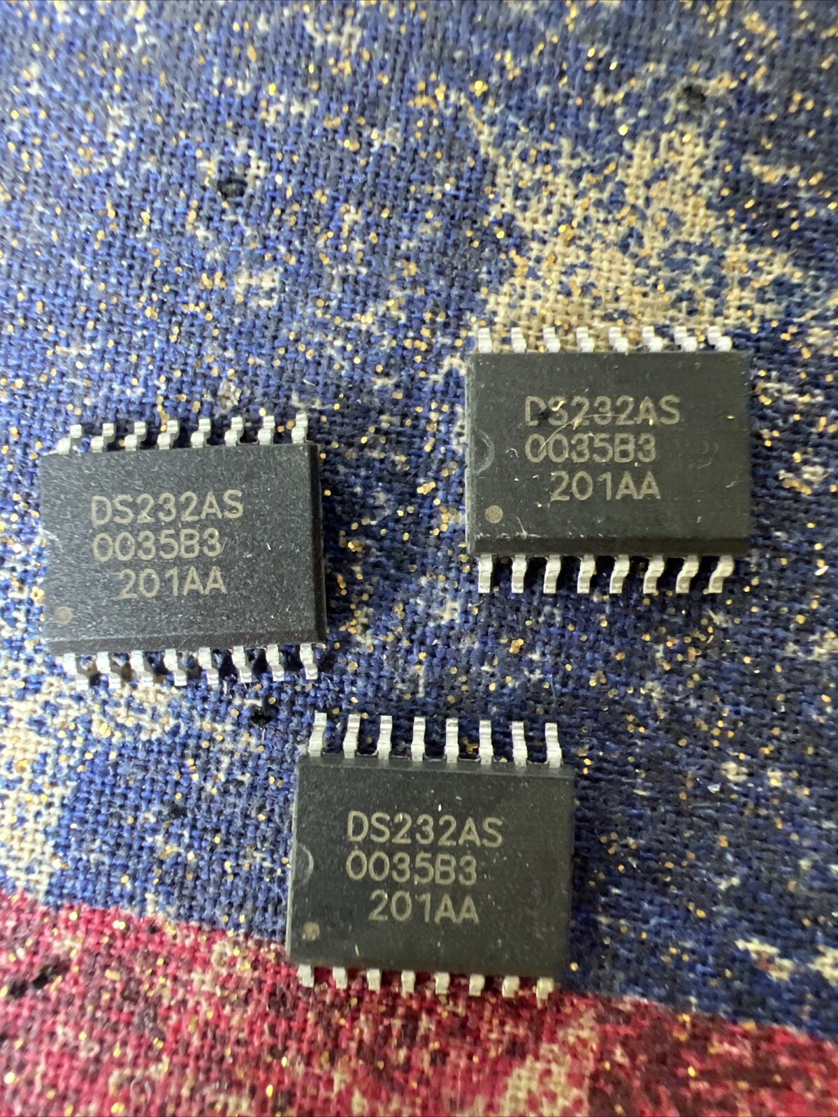 **  QUANTITY 3  **  DS232AS