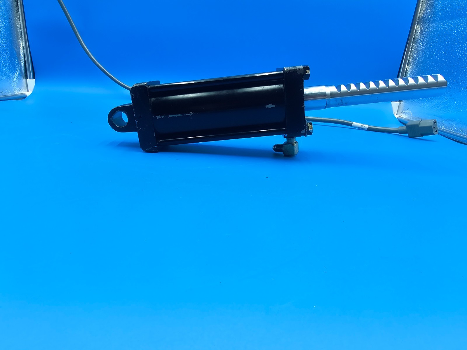 ✅Skytron Foot/Leg Section Cylinder P/N: D4-067-L4✅..