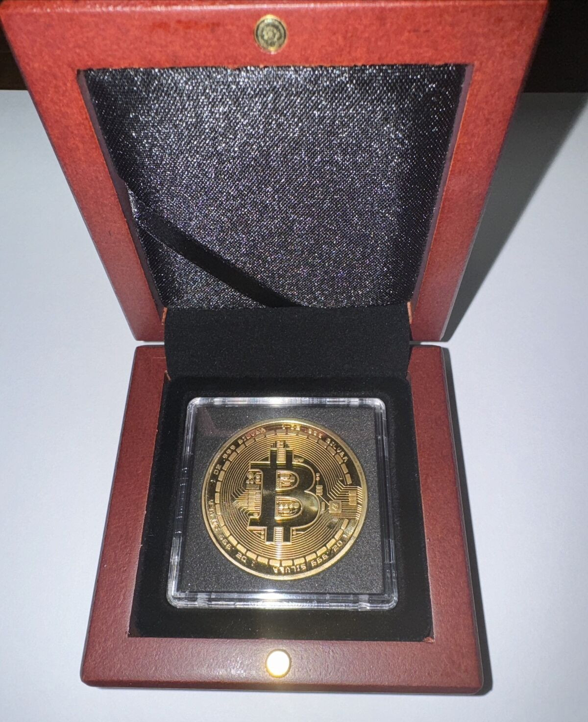 1 OZ .999 Silver Collectible Round Bitcoin by Kitco Gold Plated Mint in Wood Box