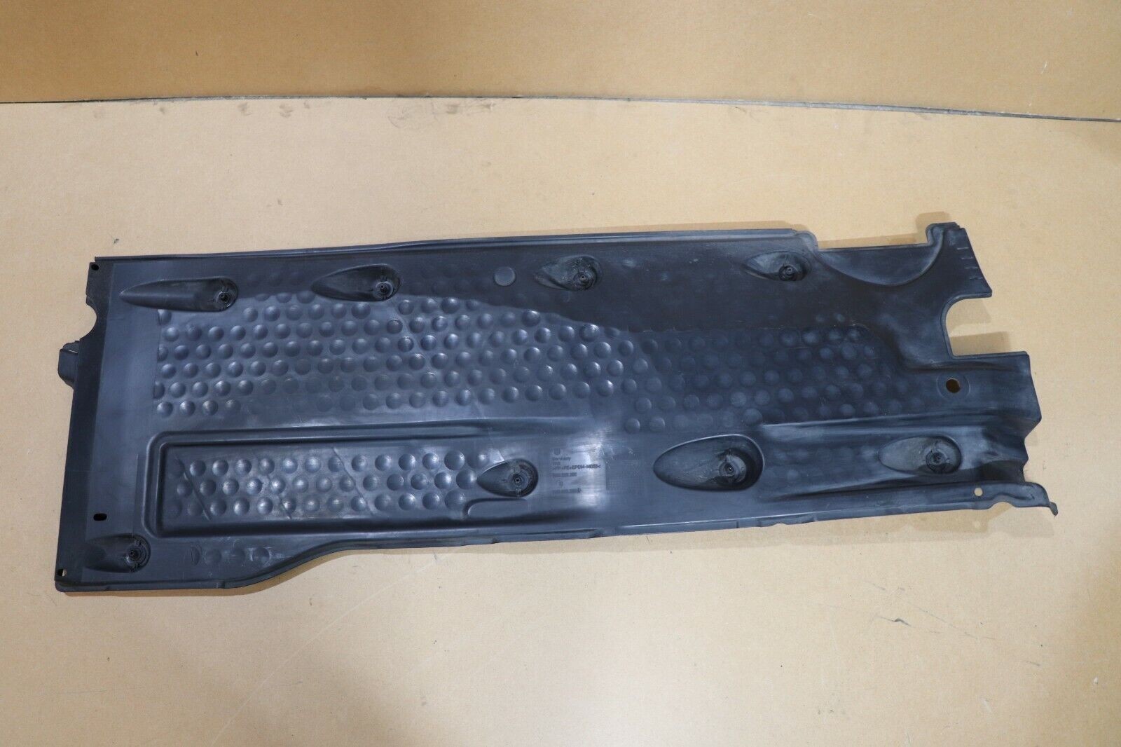 VW VOLKSWAGEN TIGUAN UNDERBODY TRAY COVER TRIM RIGHT SIDE 5N0825202
