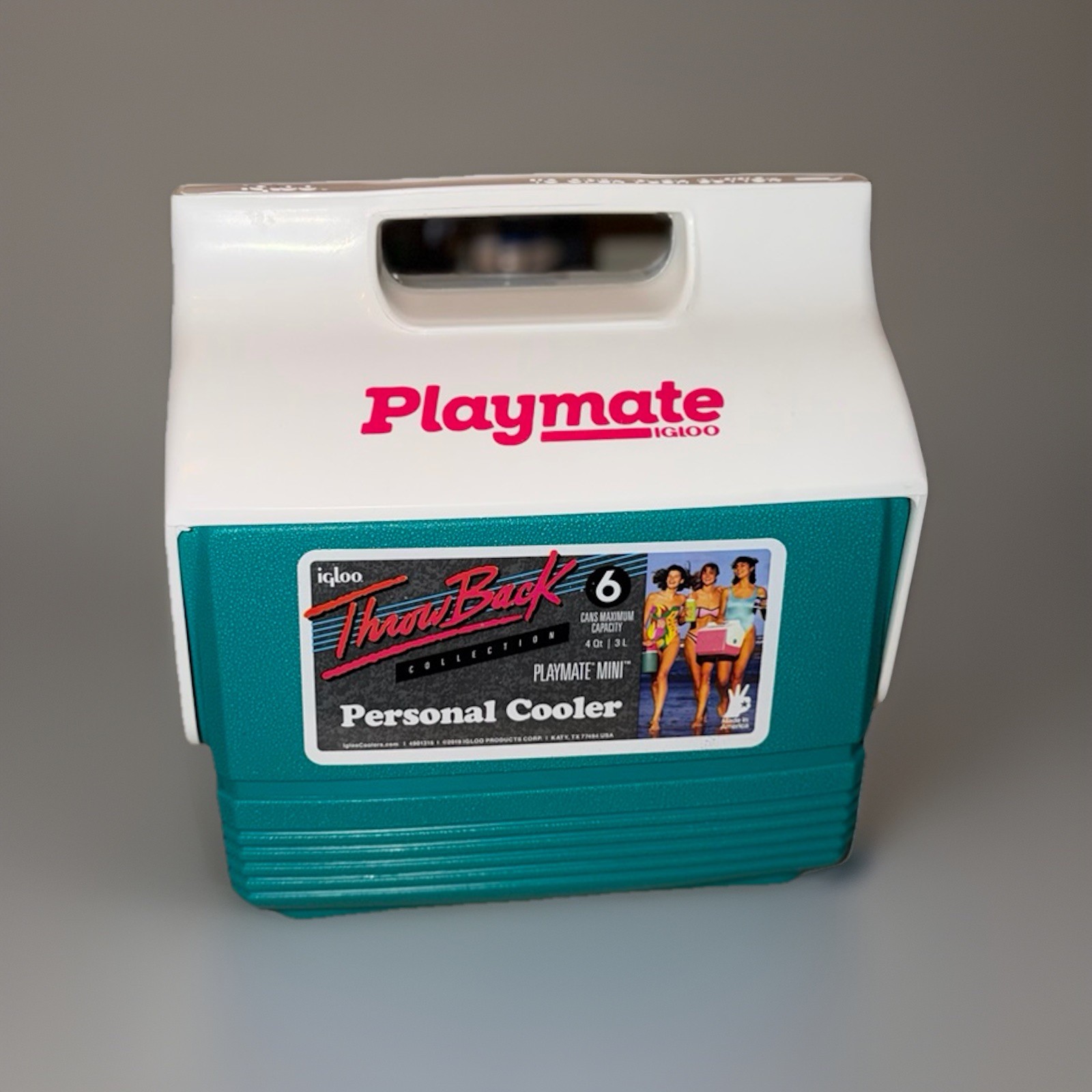 IGLOO Playmate Mini 4 QT Hard Cooler Throwback Retro