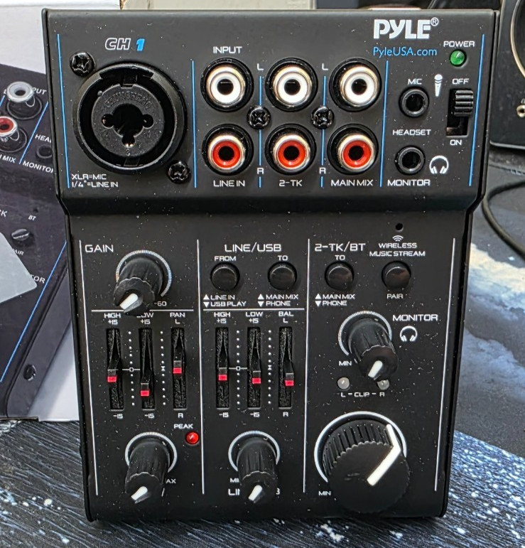 Pyle Digital 3-Channel Mixer DJ Controller Audio Interface w/USB Port PAD30MXUBT