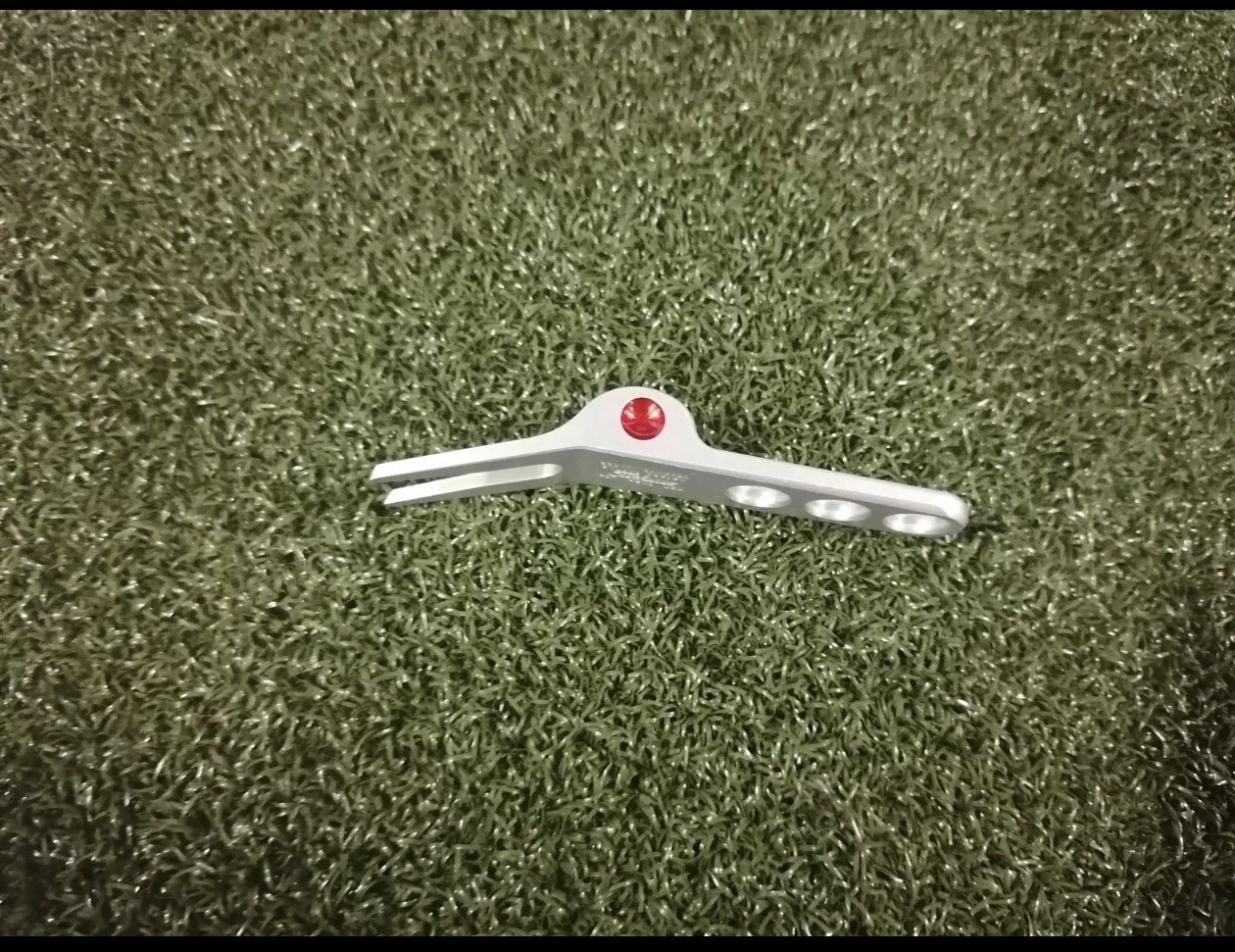 Scotty Cameron Pivot Divot Tool - Red Dot - Silver