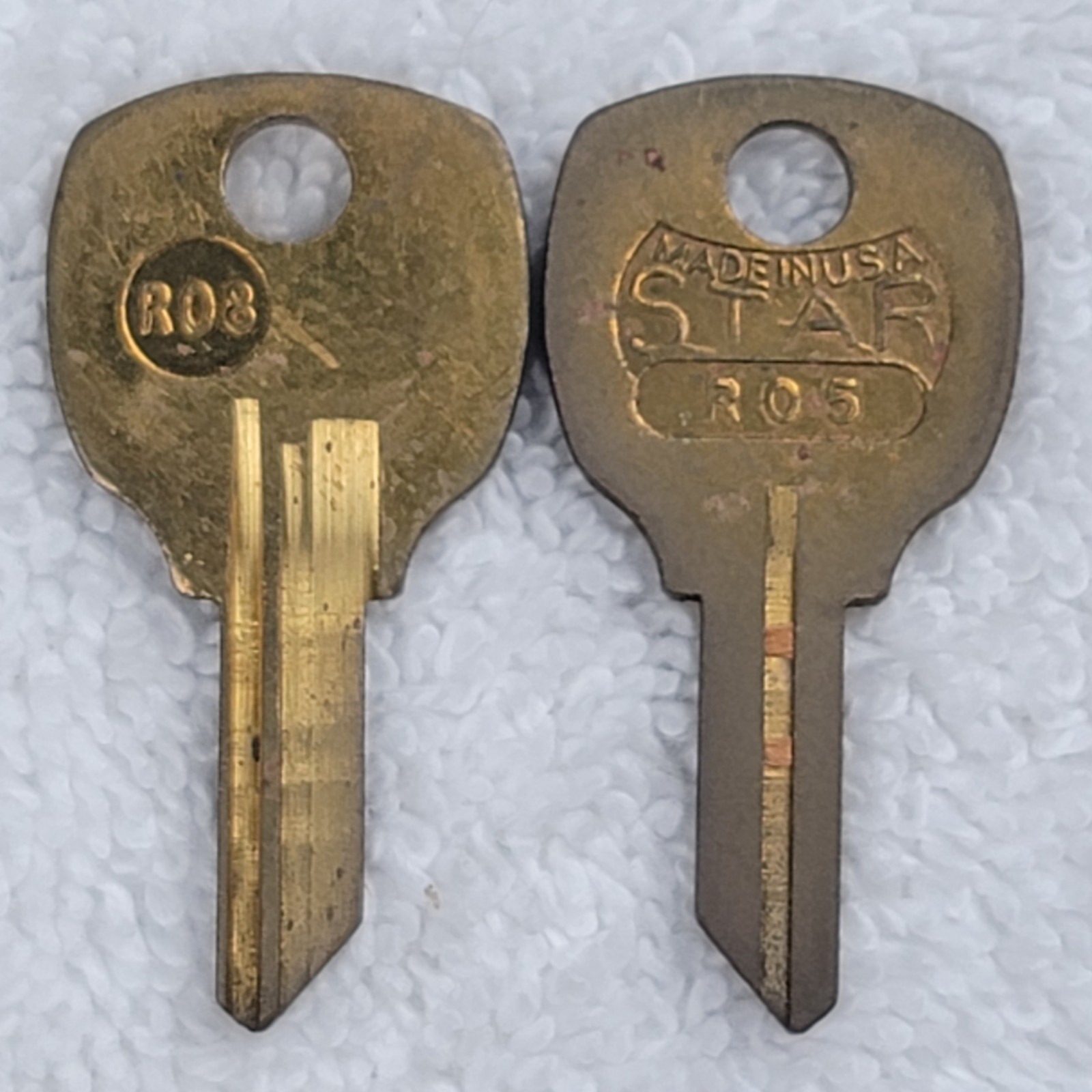 Star RO5 Key Blanks Lot of 2 New Old Stock