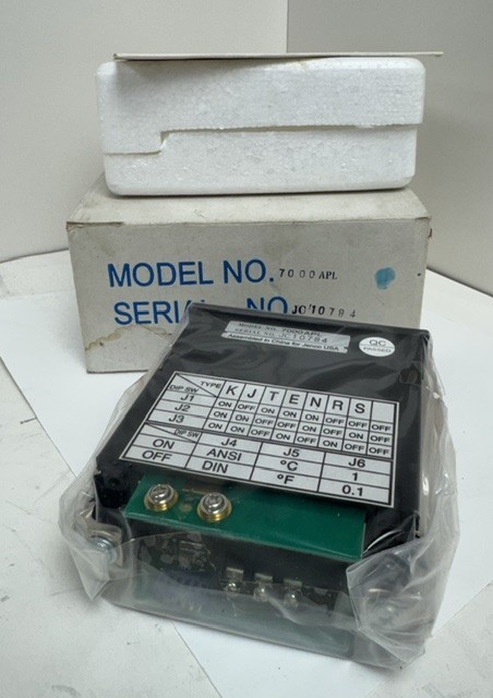 Jenco 7000APL Microcomputer Thermometer