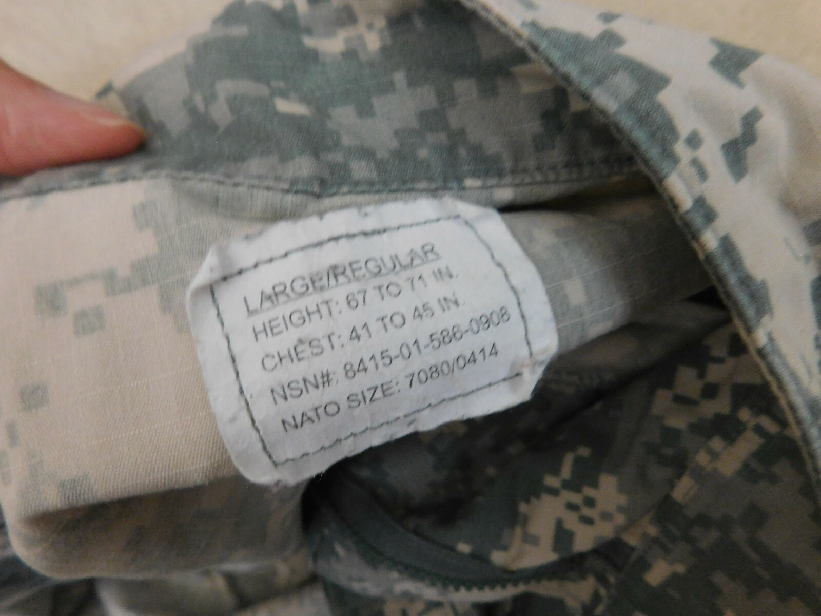 US ARMY ACU TOP COAT SIZE LARGE - REGULAR