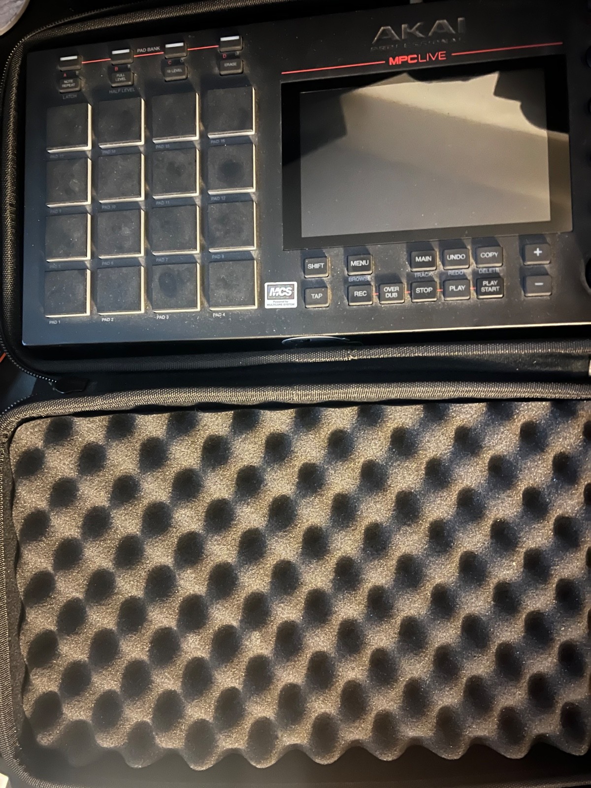 Akai MPC Live Portable Powerhouse w/ case