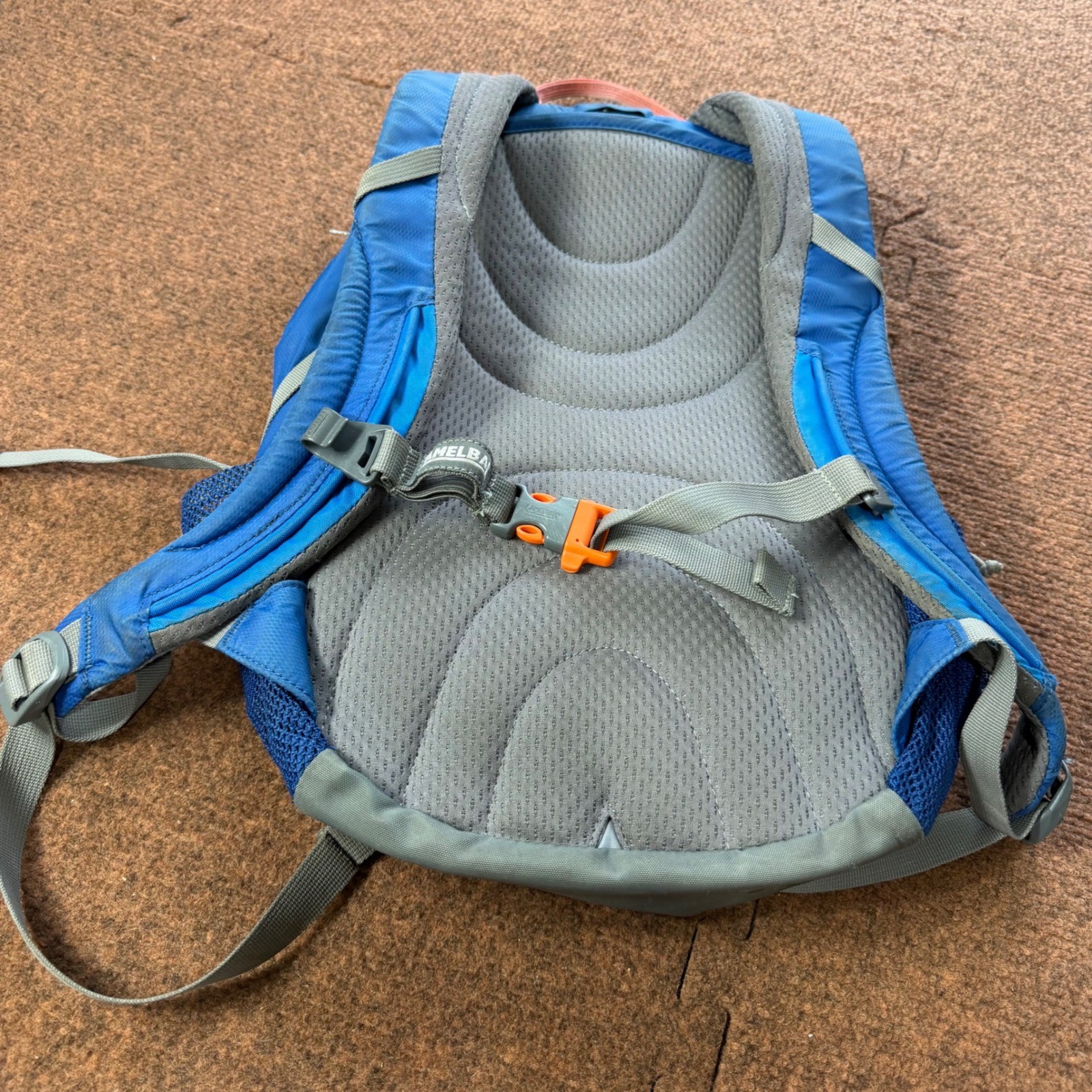 CamelBak Trailblazer 15 Hydration Backpack Blue Grey Hiking Daypack No Bladder