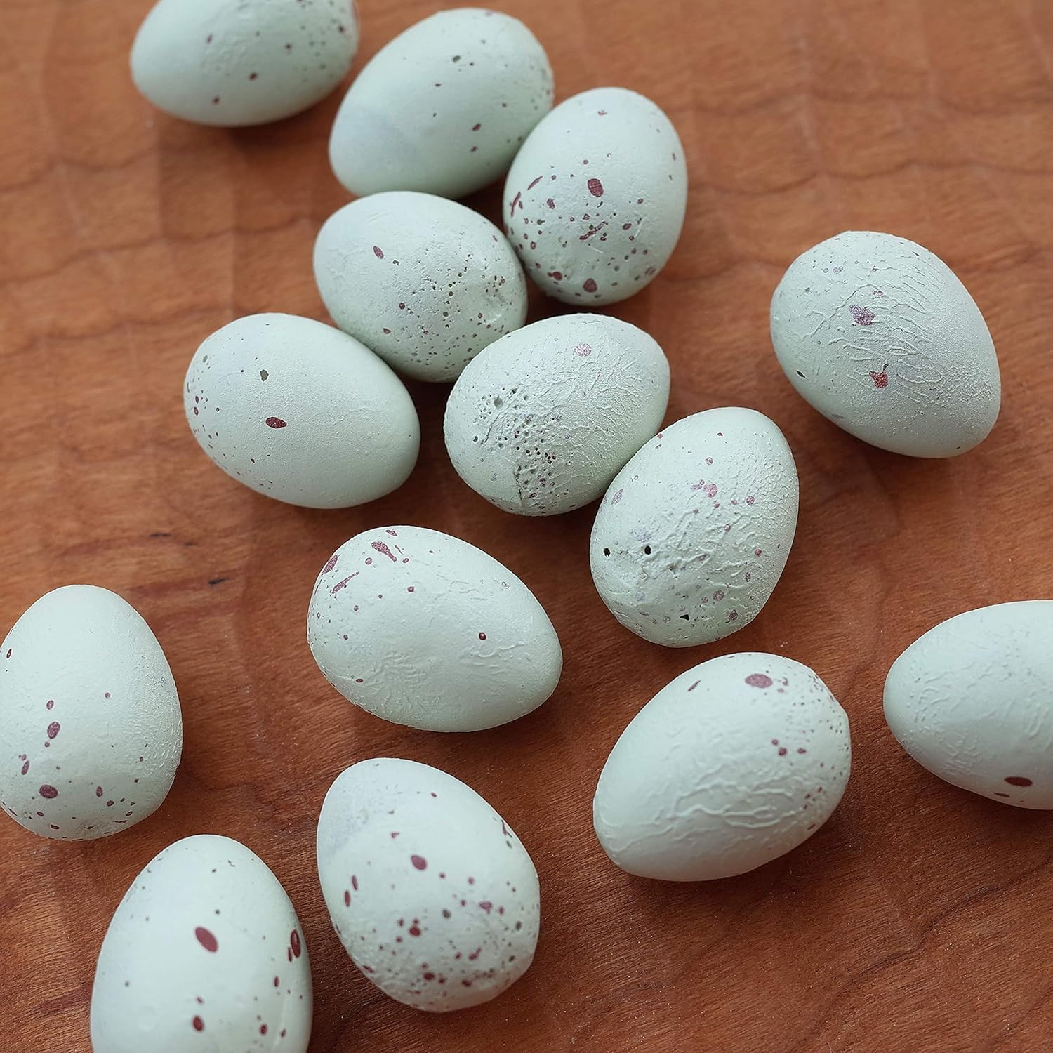 8 Pcs Solid Canary Plastic Eggs Hatching Eggs Trick the Birds to Stop Laying Egg