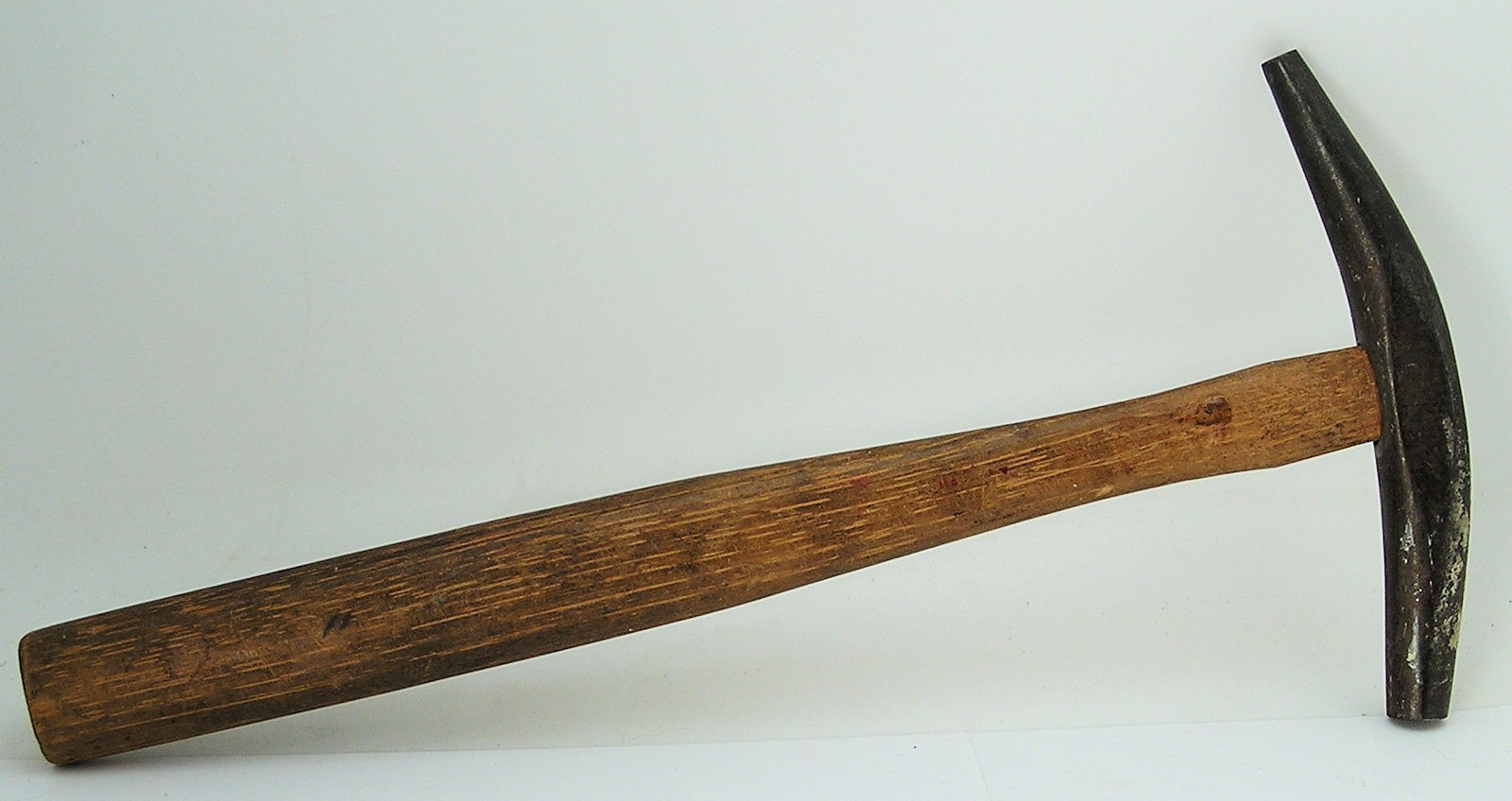 Vintage C.S. Osborne Co. Harrison,N.J. Tack Upholstery Curved Head Hammer