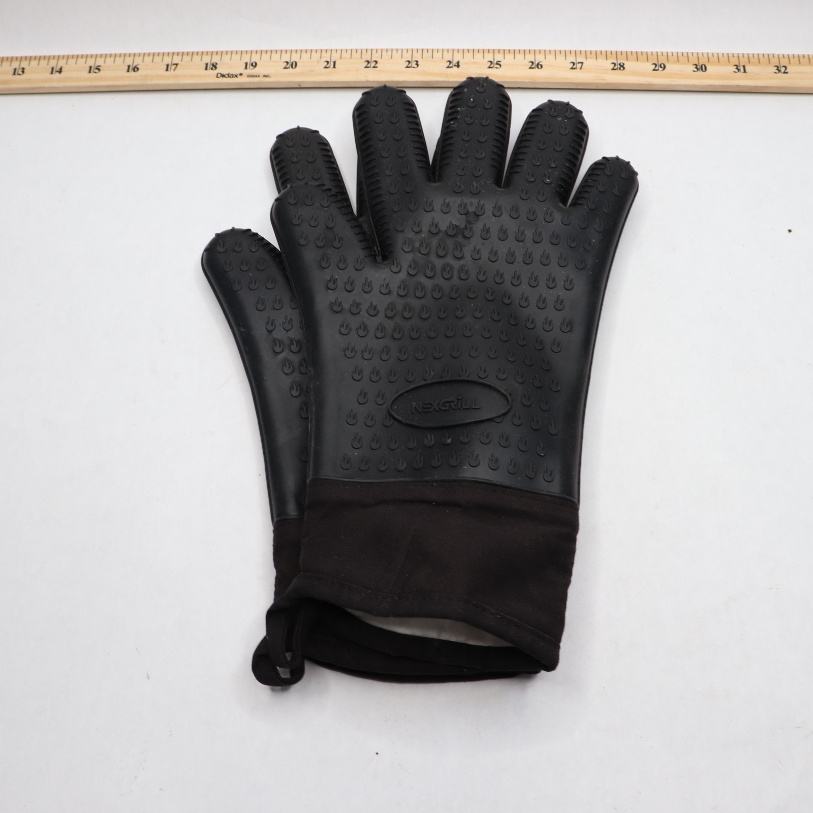 (Pair) Nexgrill Grilling Gloves Black Silicone