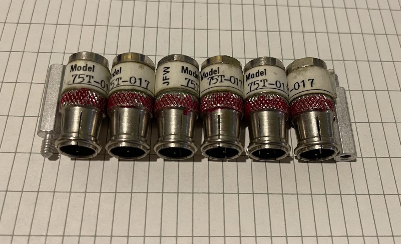 Lot of 6 JFW Industries 75T-017 75Ω RF Connector F Male Termination DC-2150 MHz