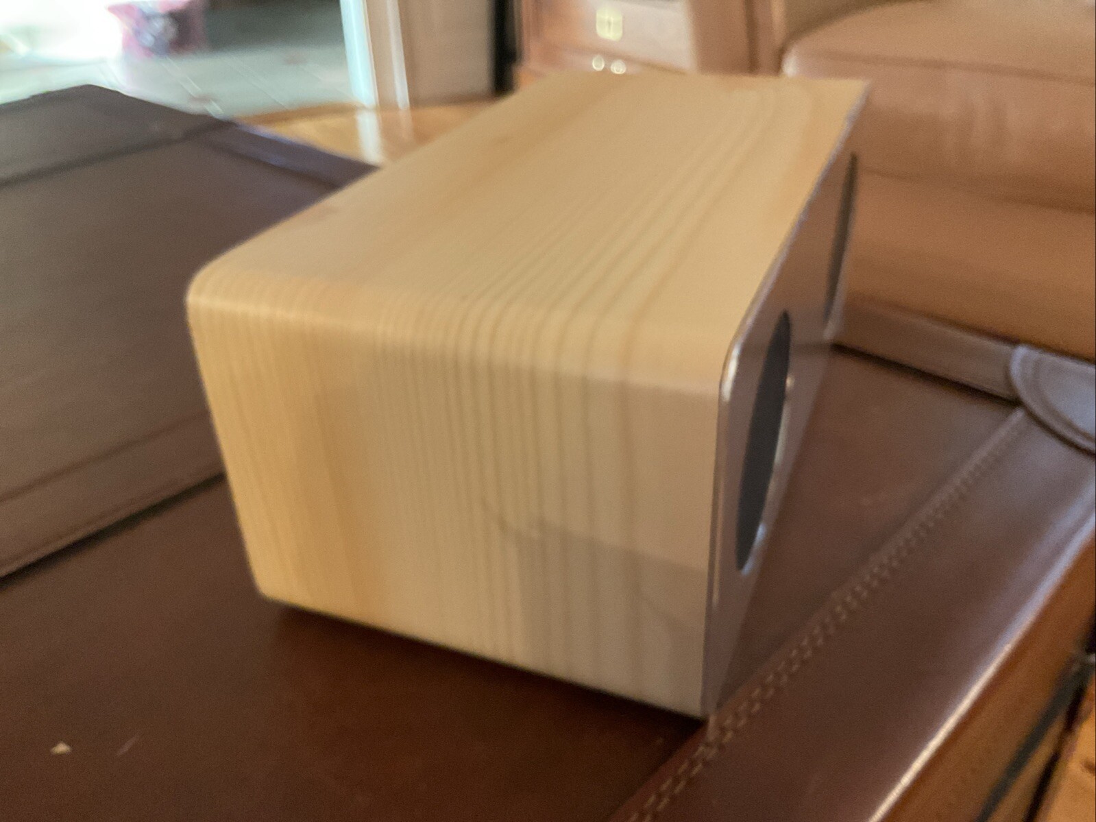 Vivitar Bluetooth Speaker “Get Loud” WALNUT GRAIN FINISH