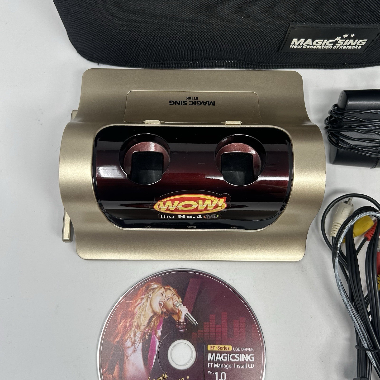🔴 Magic Sing ET18K Karaoke Portable w/ 2 Microphone Case Cables Install CD