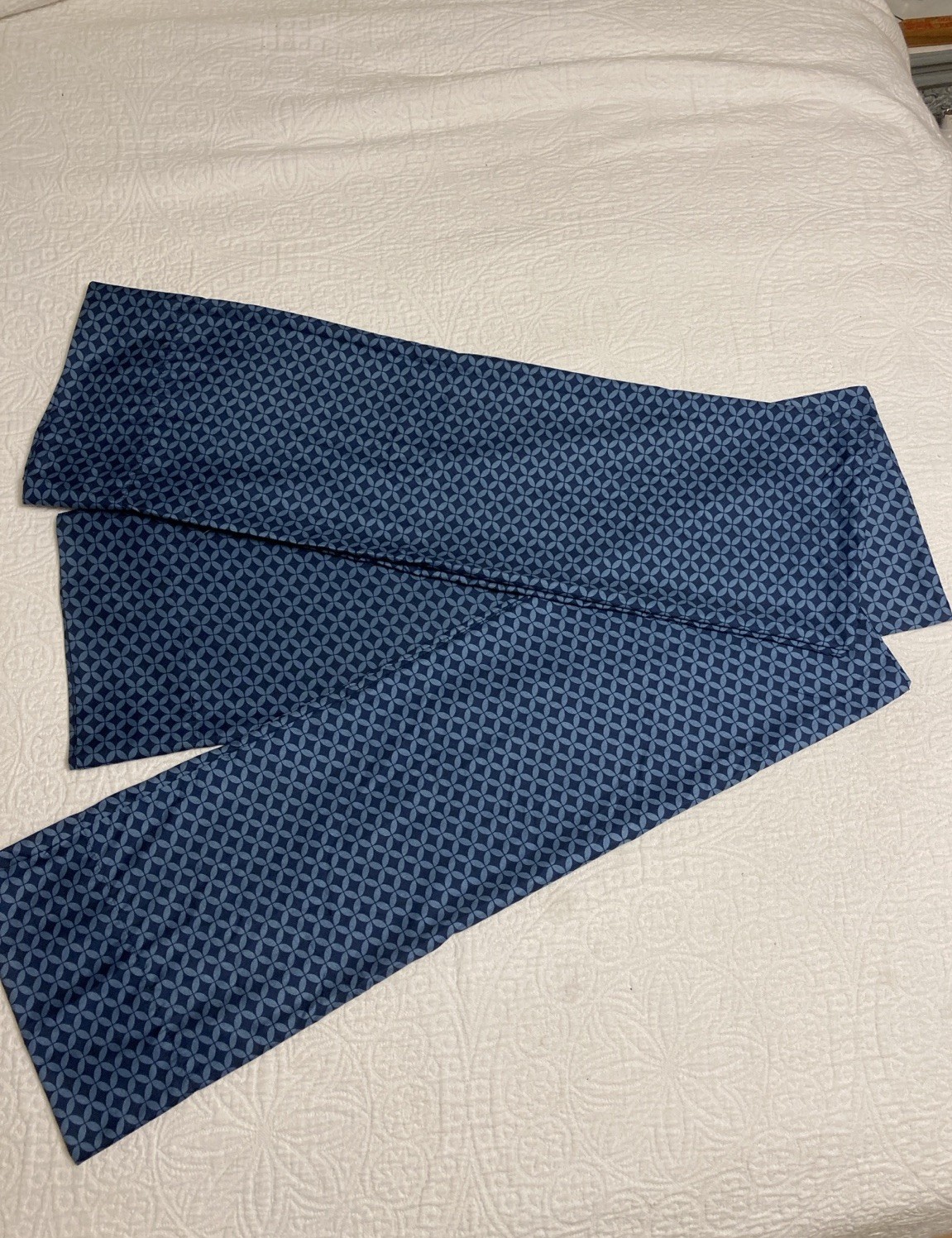 3 Mainstays Soft Microfiber Pillowcases Std/Qn 20 x 32" Navy Blue / Blue Pattern