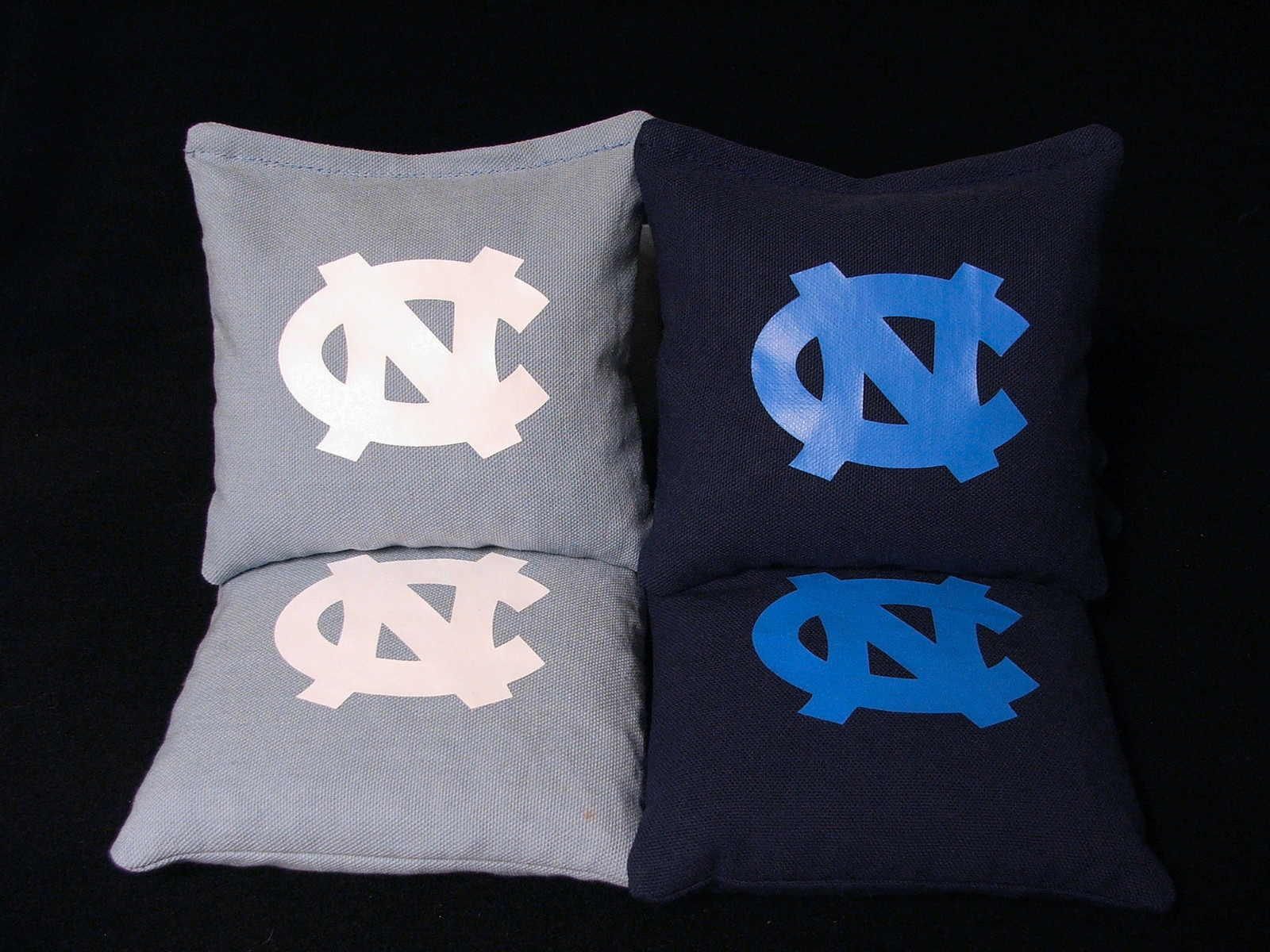 Set of 8 UNC Regulation Size CORNHOLE BAGS