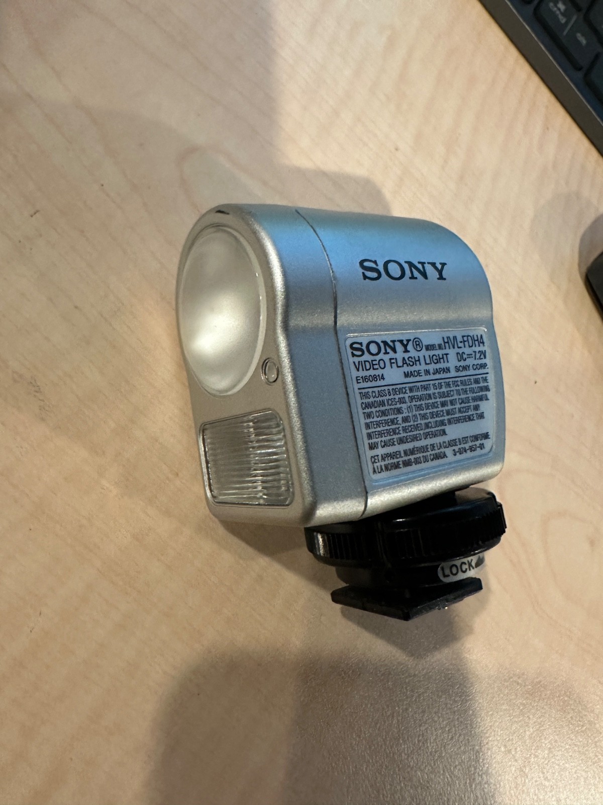 Sony HVL-FDH4 Video Flash Light for Camcorders Japan Silver Attachment
