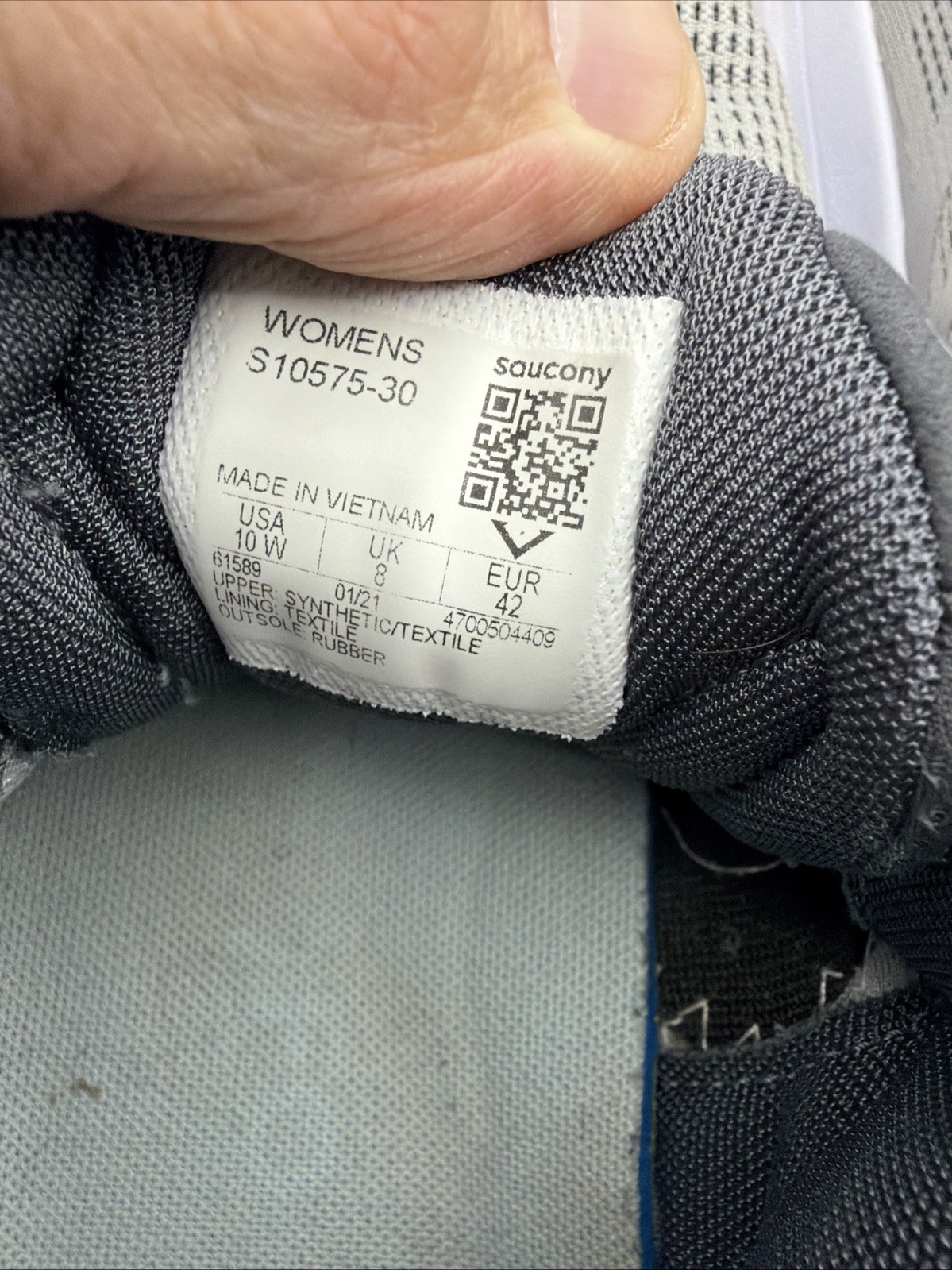 Saucony Echelon 8 Gray Womens PWRRUN Sneakers Womens Size 10w US