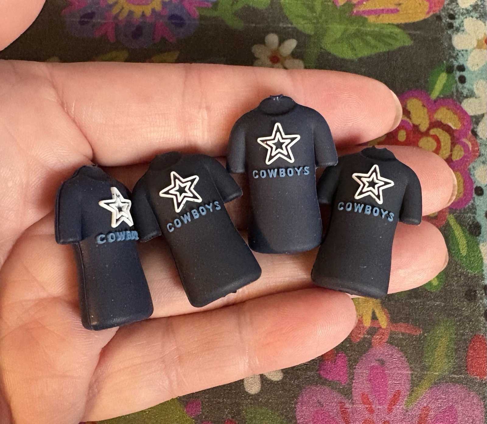 4 Piece DALLAS Football Team Silicone Focal Beads DIY Jewelry Pens+ NEW